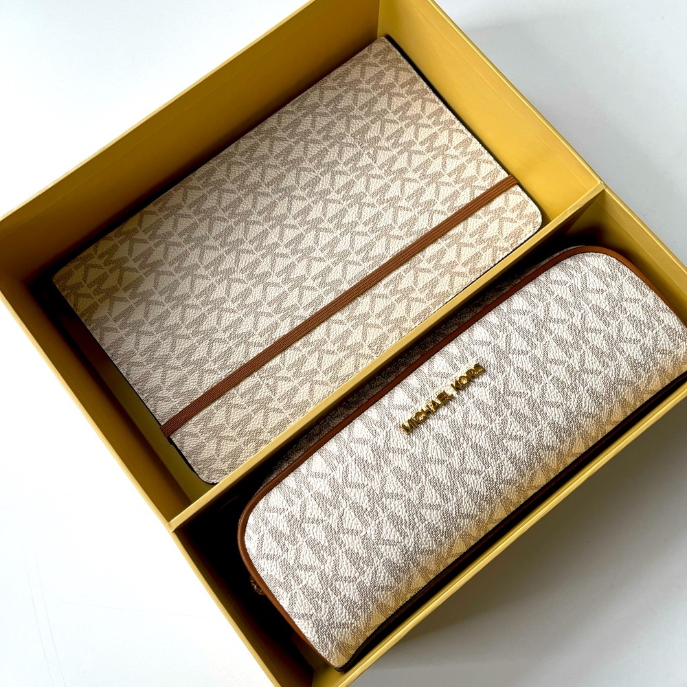 Michael Kors Notebook and Pencil Case Gift Set